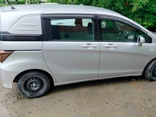 2012 Honda Freed I Рестайлинг, серый, 900000 рублей, вид 1