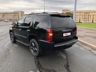 2013 Chevrolet Tahoe 6AT III, чёрный, 2600000 рублей, вид 5