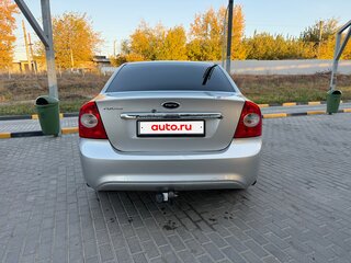 2009 Ford Focus II Рестайлинг, серебристый, 650000 рублей, вид 4
