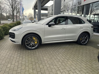 2020 Porsche Cayenne Turbo III, серый, 17400000 рублей, вид 1