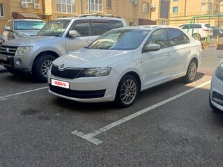 2014 Skoda Rapid I, белый, 1000000 рублей, вид 2