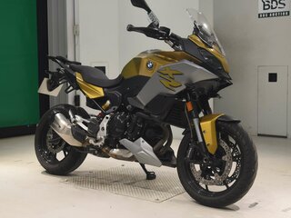BMW F 900 XR