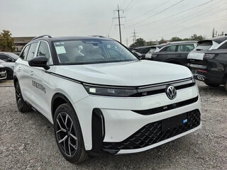 2026 Volkswagen Tavendor I Рестайлинг, белый, 5460000 рублей, вид 1