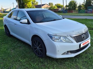 2014 Toyota Camry VII (XV50), белый, 1600000 рублей, вид 2
