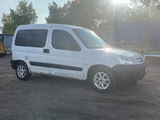 2011 Peugeot Partner I Рестайлинг, белый, 400000 рублей, вид 3