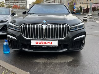 2020 BMW 7 серии Long 740Ld xDrive VI (G11/G12) Рестайлинг, чёрный, 7500000 рублей, вид 3