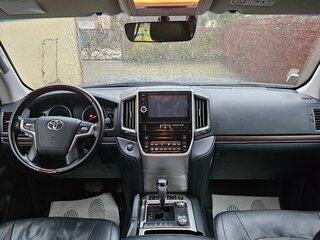 2016 Toyota Land Cruiser 200 Series Рестайлинг 2, чёрный, 5500000 рублей, вид 5