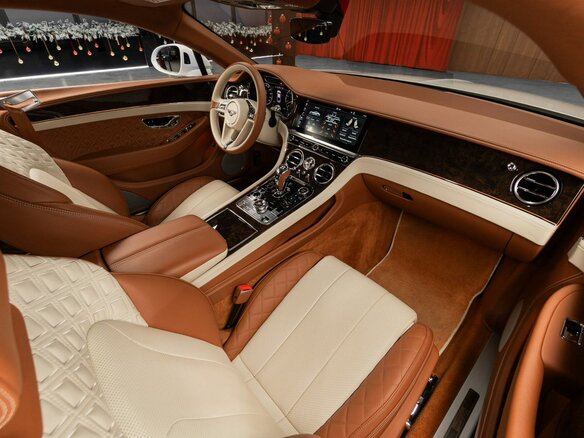2020 Bentley Continental GT III, белый, 16600000 рублей - вид 25