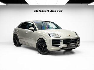 2024 Porsche Cayenne Coupé III Рестайлинг, серый, 13990000 рублей, вид 3