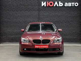 2004 BMW 5 серии 525i V (E60/E61), красный, 990000 рублей, вид 2