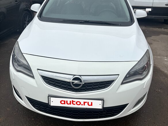 2010 Opel Astra J, белый, 700000 рублей - вид 1