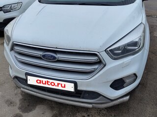 2017 Ford Kuga II Рестайлинг, белый, 1800000 рублей, вид 2