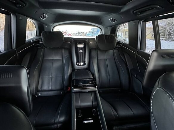 2021 Mercedes-Benz Maybach GLS 600 I, белый, 15000000 рублей - вид 10