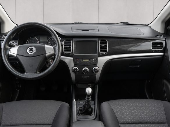 2013 SsangYong Actyon II, белый - вид 11
