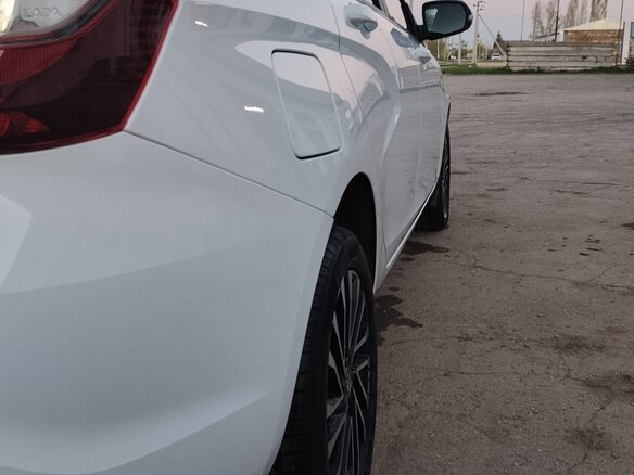 2025 Lada (ВАЗ) Vesta I Рестайлинг (NG), белый, 1580000 рублей - вид 5