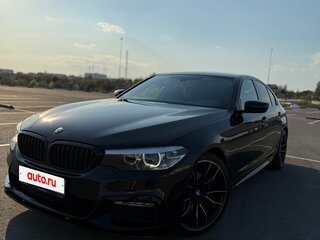 2017 BMW 5 серии 520i VII (G30/G31/G38), чёрный, 2550000 рублей, вид 1