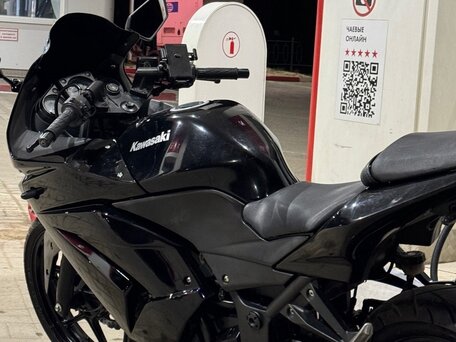 2010 Kawasaki Ninja 250R, чёрный, 250000 рублей, вид 3