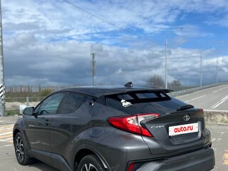 2017 Toyota C-HR I, серый, 1850000 рублей, вид 4