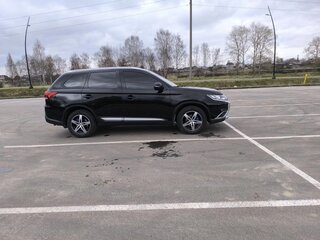 2017 Mitsubishi Outlander III Рестайлинг 2, чёрный, 2149000 рублей, вид 3