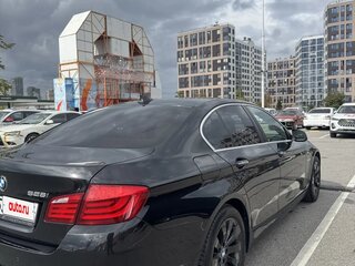 2012 BMW 5 серии 528i VI (F10/F11/F07), чёрный, 2000000 рублей, вид 4