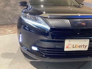 2017 Toyota Harrier III (XU60), чёрный, 2174005 рублей, вид 4