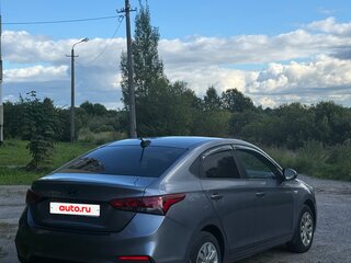 2019 Hyundai Solaris II, серый, 860000 рублей, вид 5