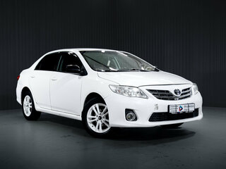2013 Toyota Corolla X (E140, E150) Рестайлинг, белый, 549000 рублей, вид 1