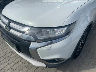 2017 Mitsubishi Outlander III Рестайлинг 2, белый, 1041000 рублей, вид 4