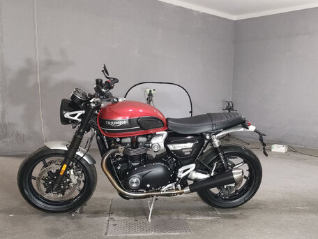 2023 Triumph Speed Twin, красный, 900000 рублей, вид 2