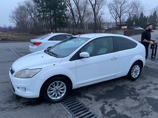 2008 Ford Focus II Рестайлинг, белый, 320000 рублей, вид 4
