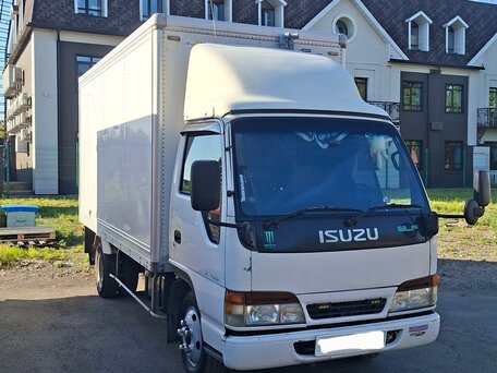 1997 Isuzu Elf (N-series), белый, 1220000 рублей, вид 2