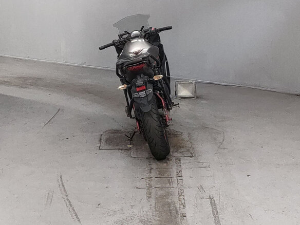2017 Kawasaki Ninja 400, серый, 350000 рублей - вид 4
