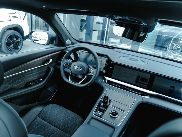 2026 Geely Monjaro I, серый, 4899990 рублей - вид 27