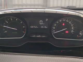 2018 Peugeot 2008 I Рестайлинг, серый, 1250000 рублей, вид 5