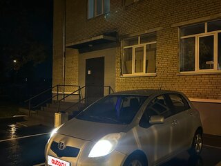 2007 Toyota Yaris Multimode II, серый, 450000 рублей, вид 1