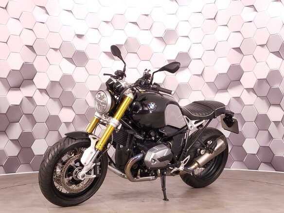 2021 BMW R Nine T, чёрный, 1349000 рублей - вид 1