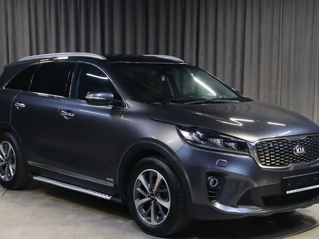2018 Kia Sorento III Prime Рестайлинг, серый, 2049000 рублей, вид 3