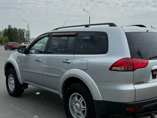 2013 Mitsubishi Pajero Sport II Рестайлинг, серебристый, 1400000 рублей, вид 5