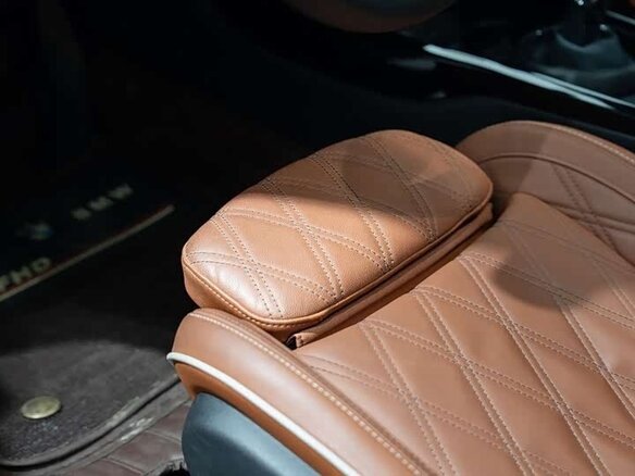 2023 Mini Clubman Cooper II Рестайлинг, серый, 3040000 рублей - вид 17