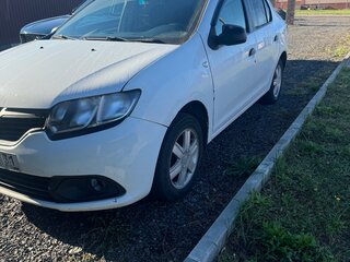 2017 Renault Logan II, белый, 500000 рублей, вид 1