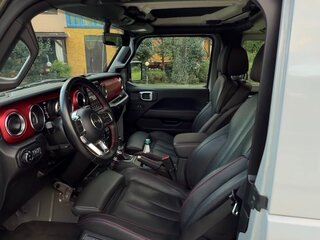 2022 Jeep Wrangler IV (JL), серый, 6500000 рублей, вид 4