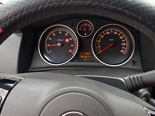 2010 Opel Astra H Рестайлинг, красный, 450000 рублей, вид 4