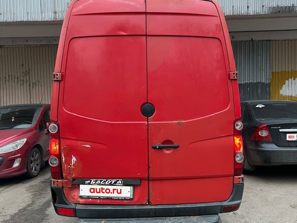 2008 Volkswagen Crafter, красный, 1250000 рублей - вид 10