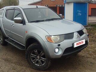 2008 Mitsubishi L200 IV, серебристый, 1750000 рублей, вид 3