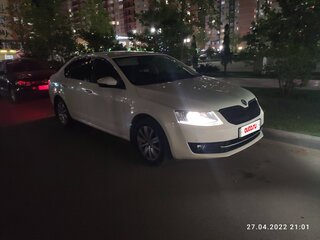 2014 Skoda Octavia III (A7), белый, 860000 рублей, вид 2