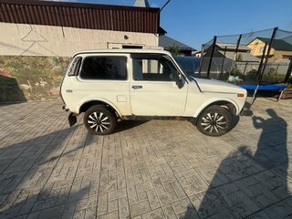 2004 Lada (ВАЗ) 2121 (4x4) I Рестайлинг, белый, 270000 рублей, вид 2