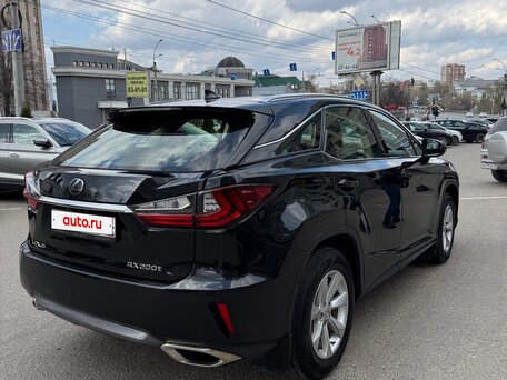 2017 Lexus RX 200t IV, чёрный, 3250000 рублей, вид 3