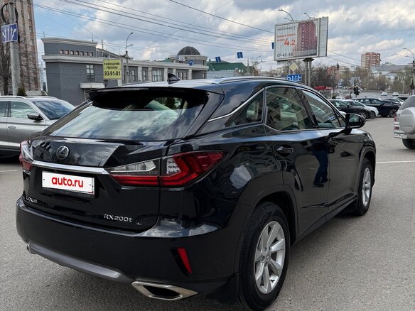 2017 Lexus RX 200t IV, чёрный, 3250000 рублей - вид 2