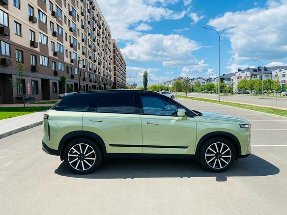 2024 Jaecoo J7 I, зелёный, 2250000 рублей - вид 3