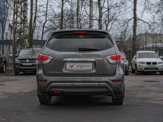 2015 Nissan Pathfinder IV, серый, 1494000 рублей, вид 4